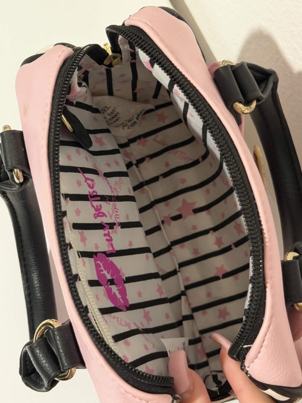 Betsey Johnson Unicorn Pink Kids Purse - Picture 3 of 3